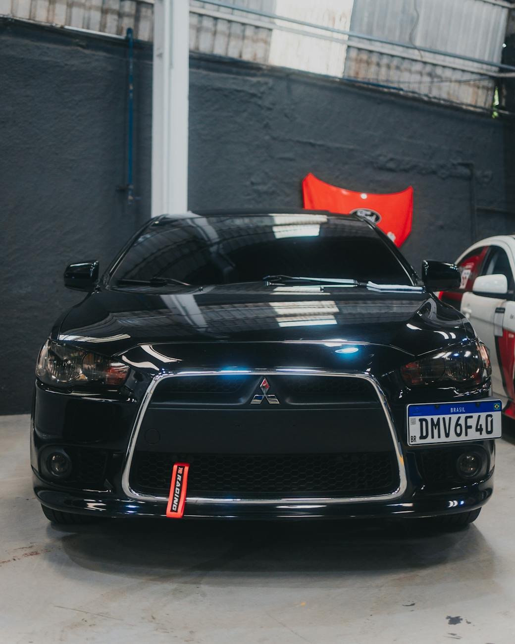 black mitsubishi lancer
